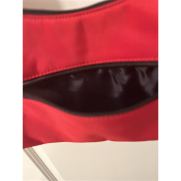 MVF Most Valuable Fan By Littlearth NHL Chicago Blackhawks Purse Handbag Red - Picture 11 of 13